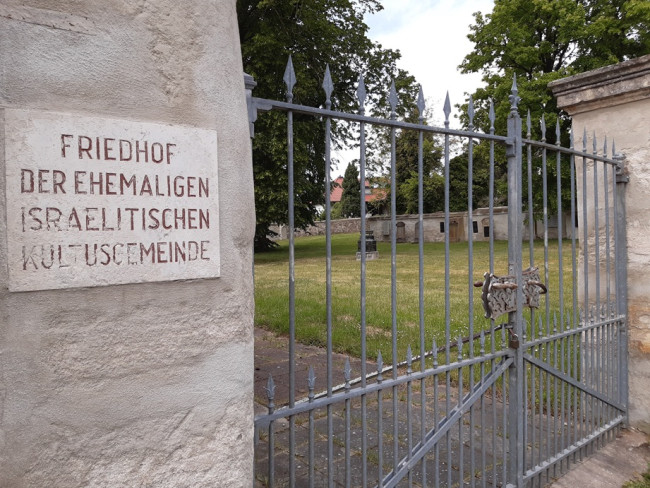 juedischer_friedhof_gun_verkleinert_20.jpg